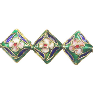 ENAMEL DIAMOND 17MM GREEN