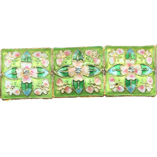 ENAMEL SQUARE 21MM LIGHT GREEN