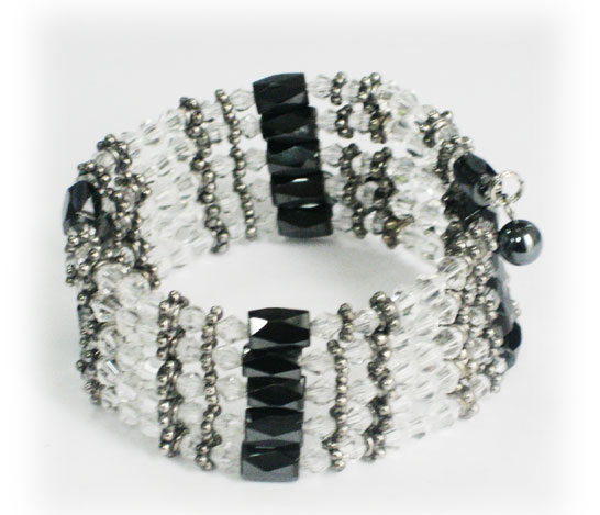MAGNETIC NECKLACEC36#A01