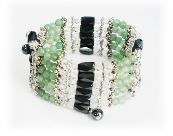 MAGNETIC NECKLACEC36#AV