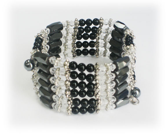 MAGNETIC NECKLACEC36#BS