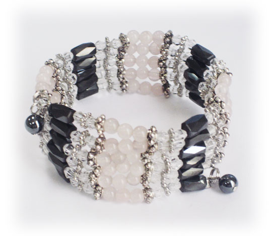 MAGNETIC NECKLACERQ