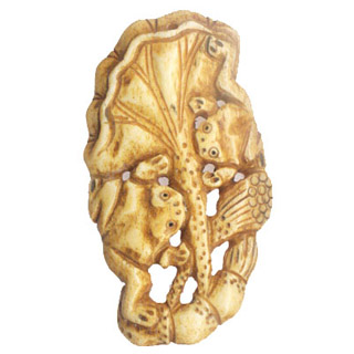 BONE COUPLE FROG 35X70MM ANTIQUE