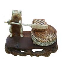 OX BONE CARVED FROG PUSH NIANZISHAN